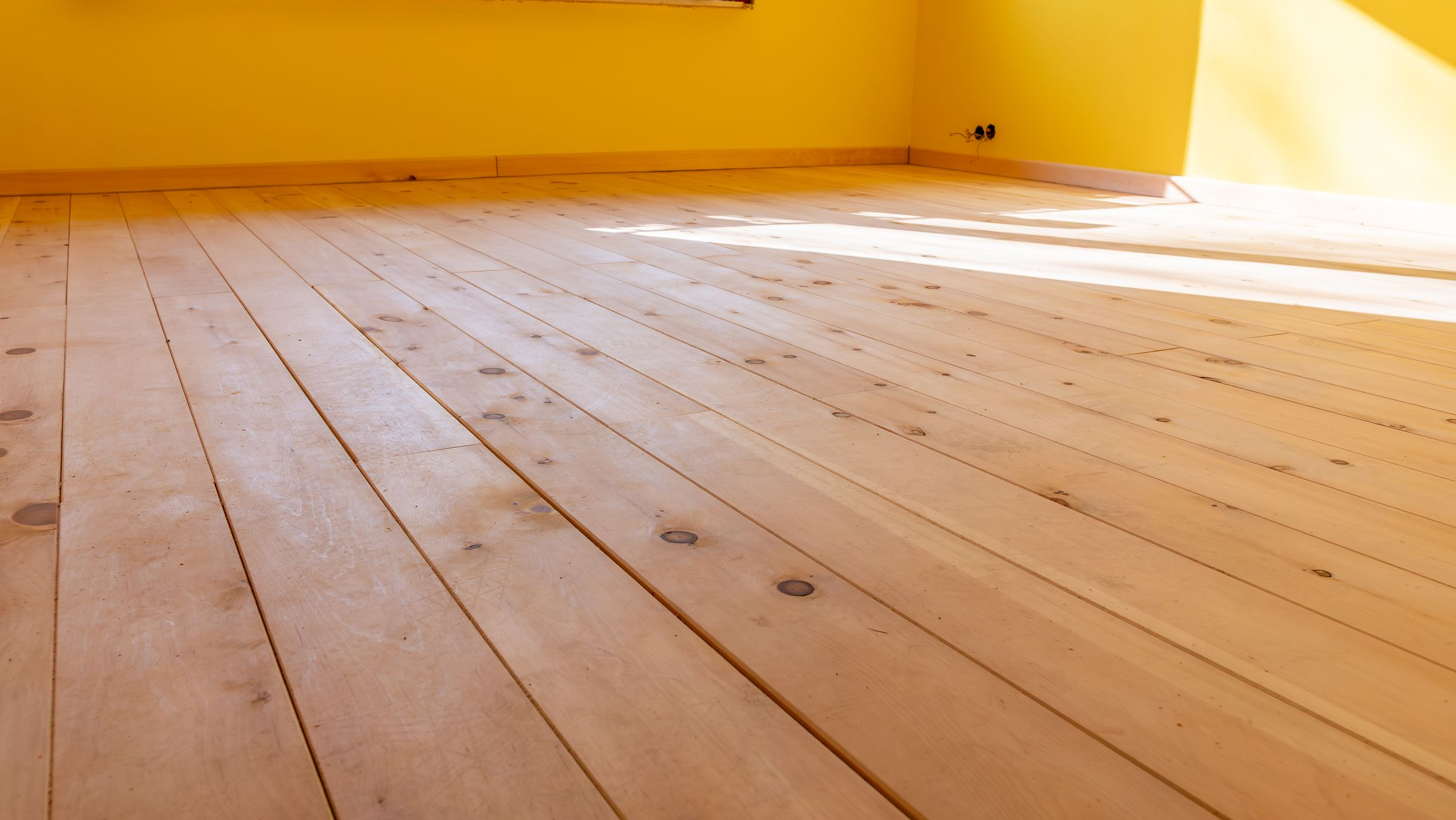 Bodenverlegung mit Holz