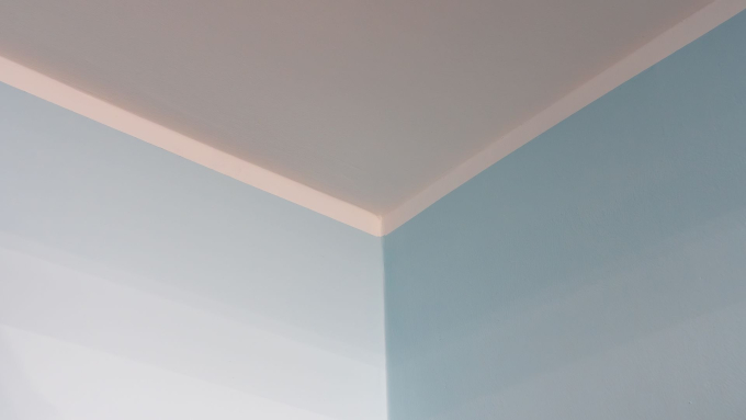 Ecke vom Raum angestrichen